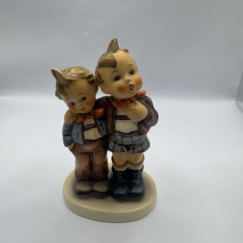Max & Moritz Goebel Hummel 123 TMK4 Figurine